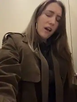 Czat XXX na żywo – Tiny_Anny