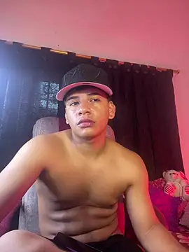 Онлайн чат XXX Aless_bigg