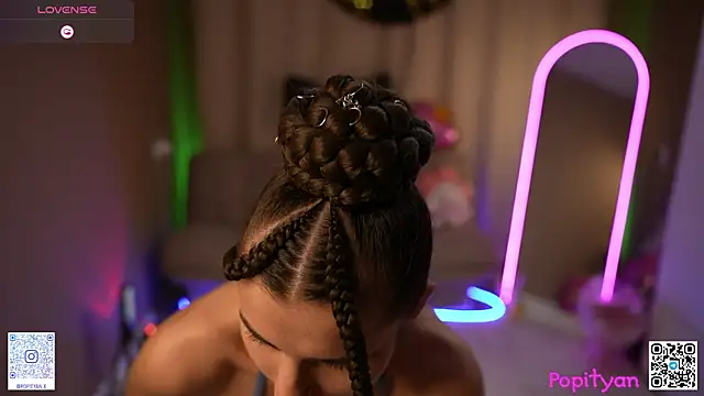 popityan1 Adlı Modelin Canlı XXX Sohbeti