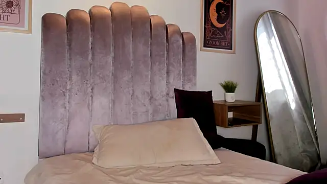 Chat +18 de samaantha_lux ao vivo