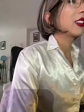 Show de Conny_777 na webcam