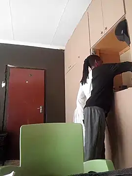 koolbend 在線直播表演