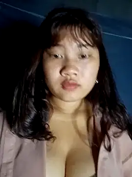 Pertunjukan Kamera Web EnnSung