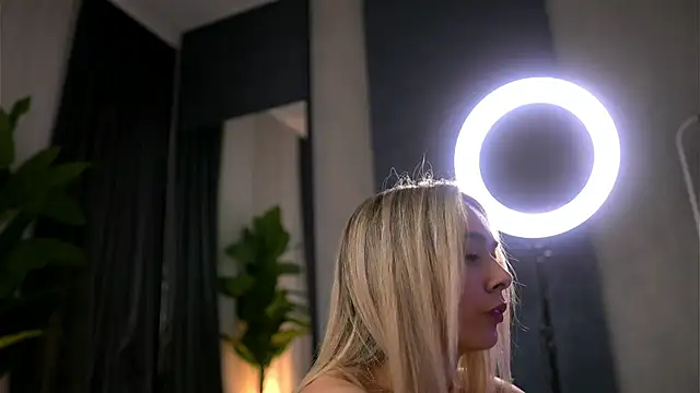 AishleyBee's Live XXX Chat