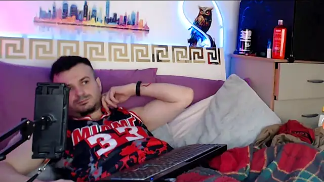 Pokazy przed kamerką – iuligruia69