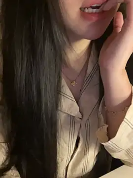 Neylla_ Show in webcam