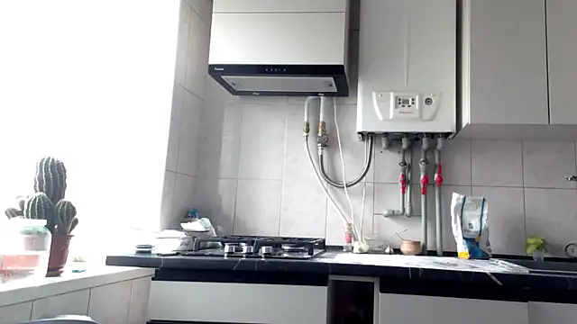 Yourrealgirl's Webcam Show