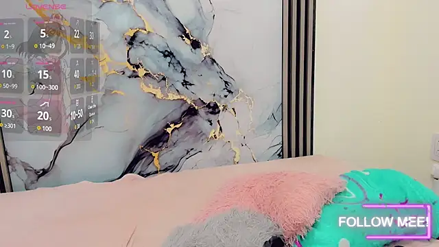 Rubi_30: διαδικτυακό σόου στην κάμερα