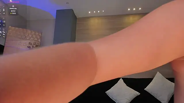 แชท XXX สดของ ValeriaRoldanX