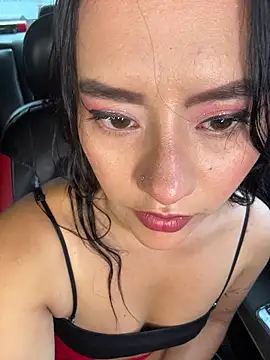 Candy-firee: онлайн-секс-чат