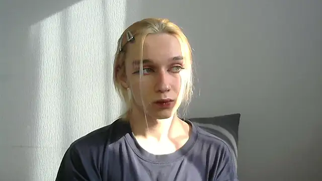 icebenz Chat XXX in diretta