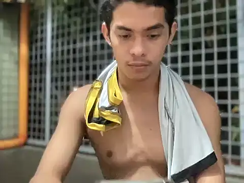 yourhotasian_jhonpol16 Show Webcam