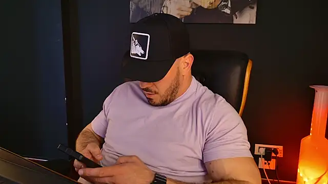 AngeloEric Live XXX Chat