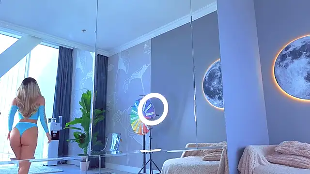 SpoilM3Mor3's Webcam Show