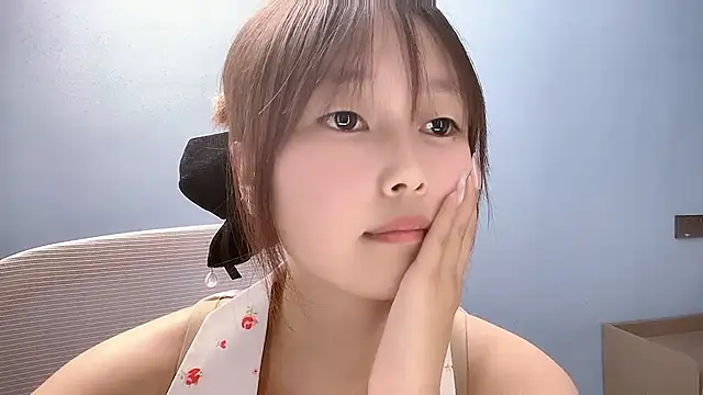 Xiaoqing00 élő XXX-chatje