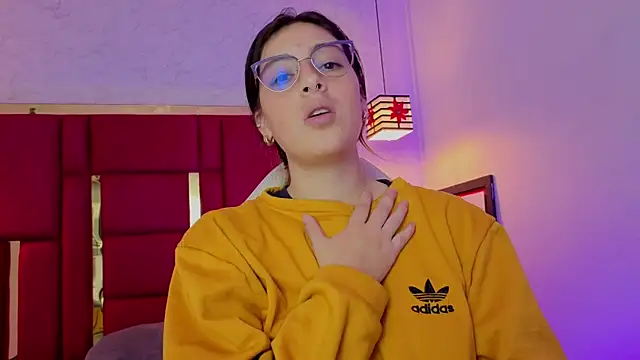 moon_winy Adlı Modelin Canlı XXX Sohbeti