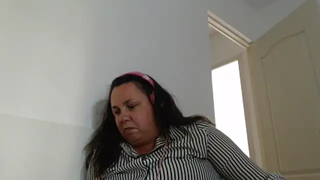 WendyRhoades: απευθείας συνομιλία ΧΧΧ