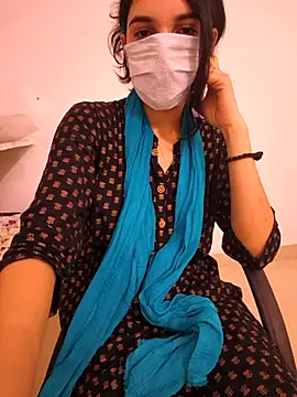 tanzum_khan_3202_ Adlı Modelin Web Kamerası Şovu