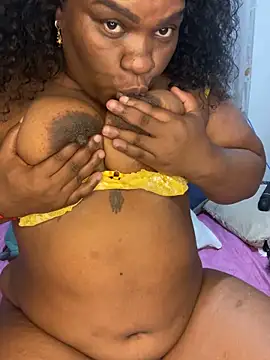 lilybaudyn_ 即時 XXX 聊天