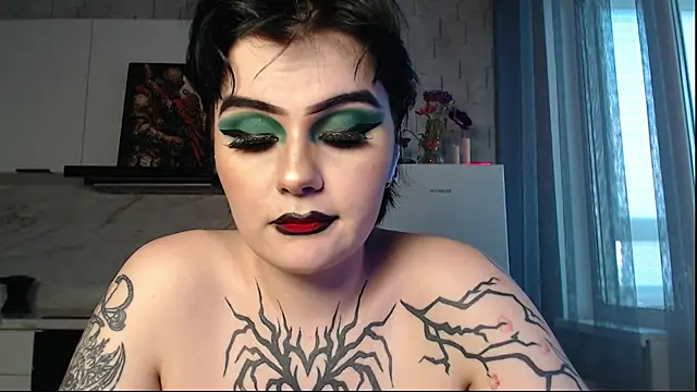 IntrigueYourDay – Live XXX-chat