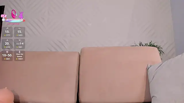 MadelineFox Adlı Modelin Canlı XXX Sohbeti