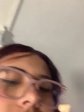 Онлайн чат XXX RyliaStarx