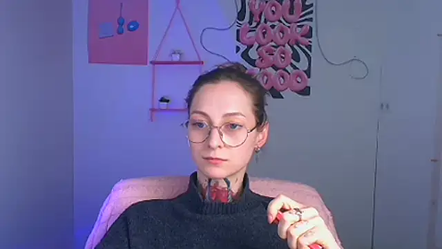 Esmi_Winter Adlı Modelin Canlı XXX Sohbeti