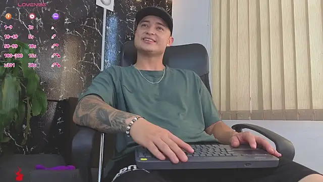 عرض كام Alexander_ferre