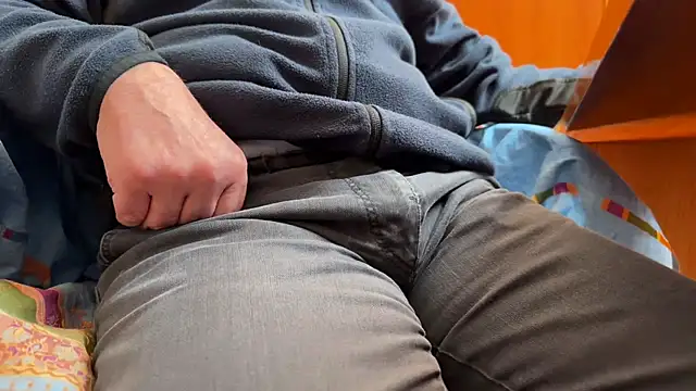 Leo30010 Webcam show