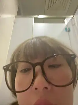 Chat XXX ao vivo de yuer_your