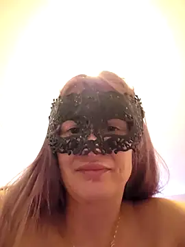 Chat XXX en directo de Piper_BlueEyesX