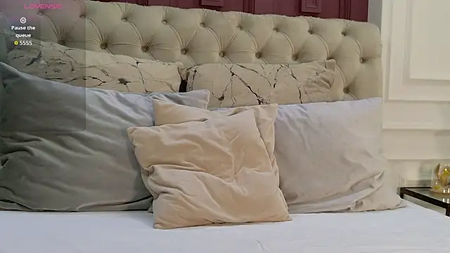 LouiseFleen's Webcam Show