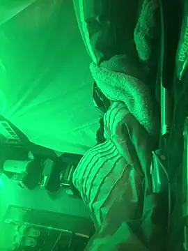 ChicagoMadeThirdLeg Webcam-Show