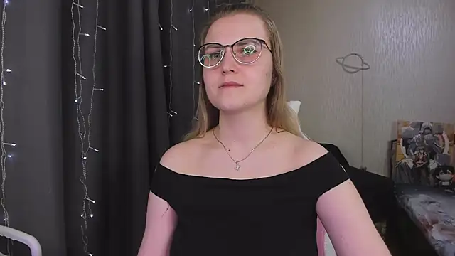 MissBrightShine's Live XXX Chat