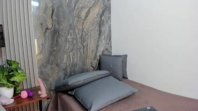 ScarletDollxxx's Live XXX Chat