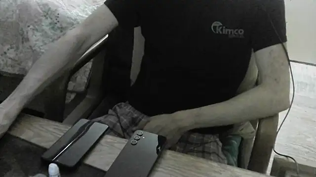 FiSTALiTY: απευθείας συνομιλία ΧΧΧ