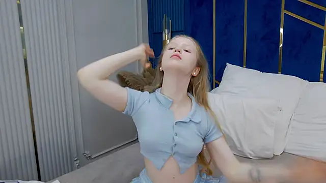 Pertunjukan Kamera Web LilianHowards