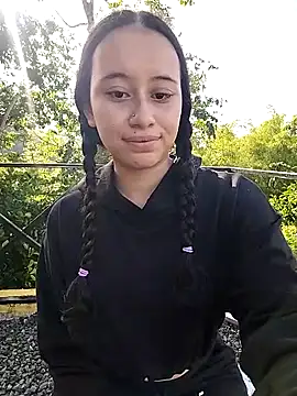 l0lita_emi webkamerás műsora