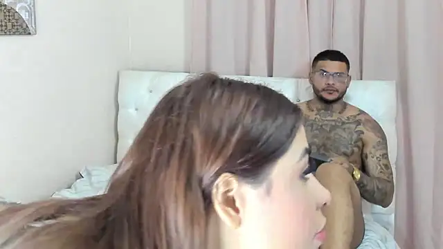 Melody_and_tony1: διαδικτυακό σόου στην κάμερα