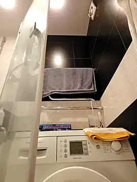 Happy_Gym_Year 即時 XXX 聊天