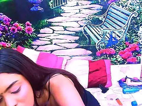 IndianPretty14u2Luv Live XXX-chat