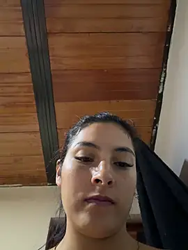 Cami_Leon2 Chat XXX in diretta