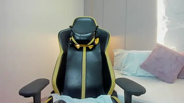 kira_relish Chat XXX live