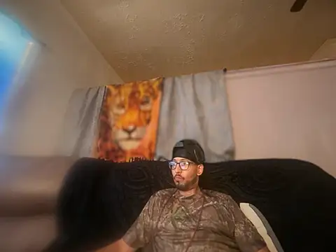 ThrowedWorldWide: вебкам-шоу