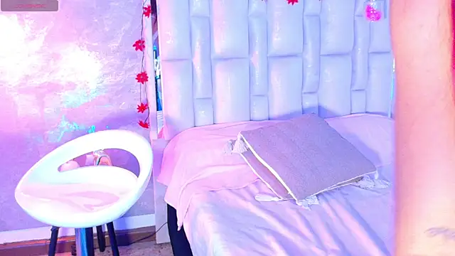 Bella-Sanders: онлайн-секс-чат