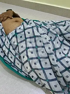 Cuteteluguammmaie 现场XXX聊天