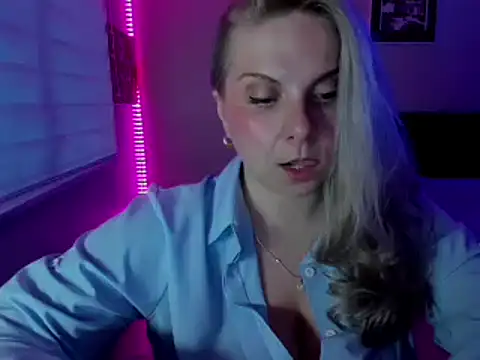 دردشة callme_iva الجنسية المباشرة