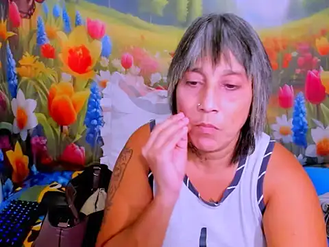 indianroxy 现场XXX聊天