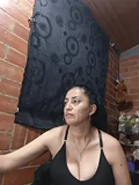 Alexandrina Adlı Modelin Canlı XXX Sohbeti