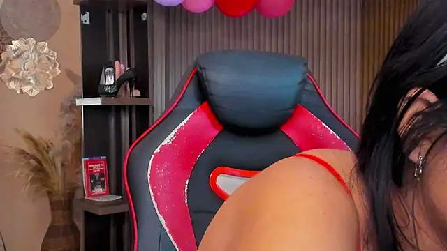 ZaraLuciana 라이브 XXX 채팅